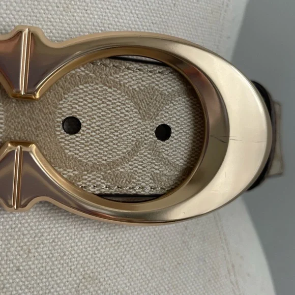 EUC COACH 38mm KISS C SIG PVC/Leather Womens Light Khaki/ Gold Belt Sz M - Picture 4 of 8